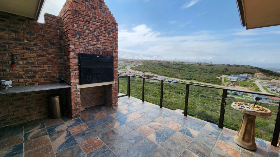 6 Bedroom Property for Sale in Seemeeu Park Western Cape